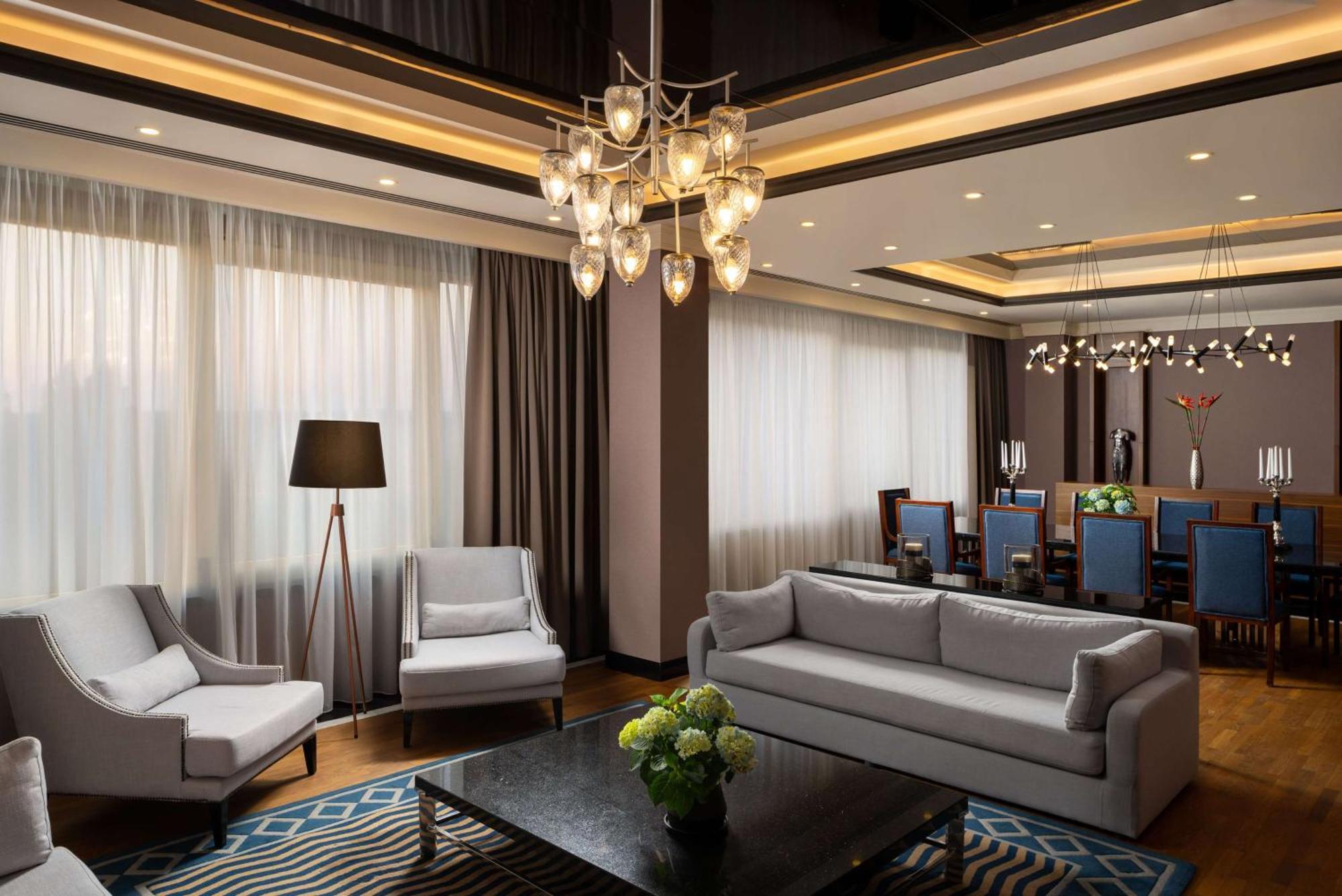 Radisson Blu Leogrand Hotel Chişinău Extérieur photo