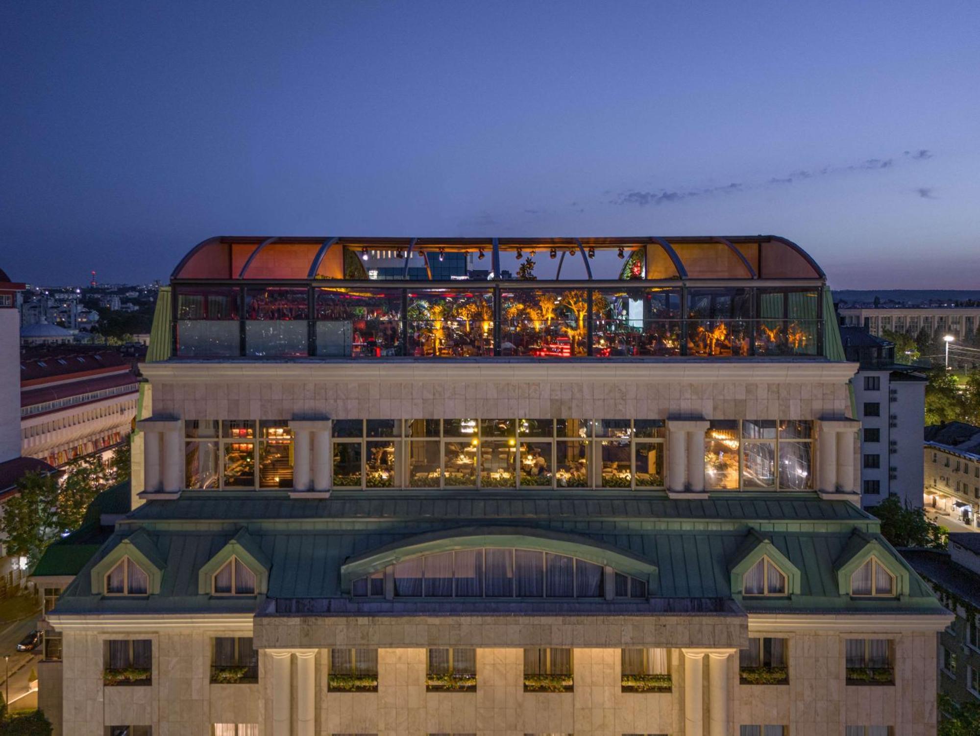 Radisson Blu Leogrand Hotel Chişinău Extérieur photo